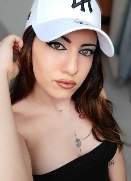 Siana Khalifaa